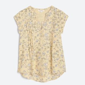 Yellow floral top never worn with tags!!